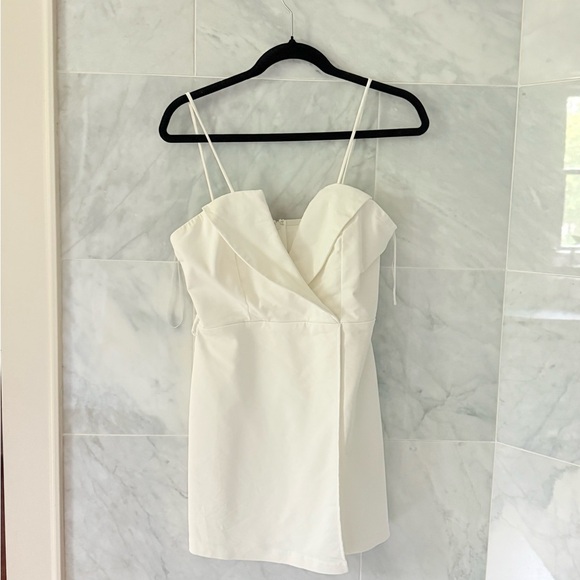 Superdown Kasey Belted Blazer Mini Dress White size Medium - Picture 10 of 10